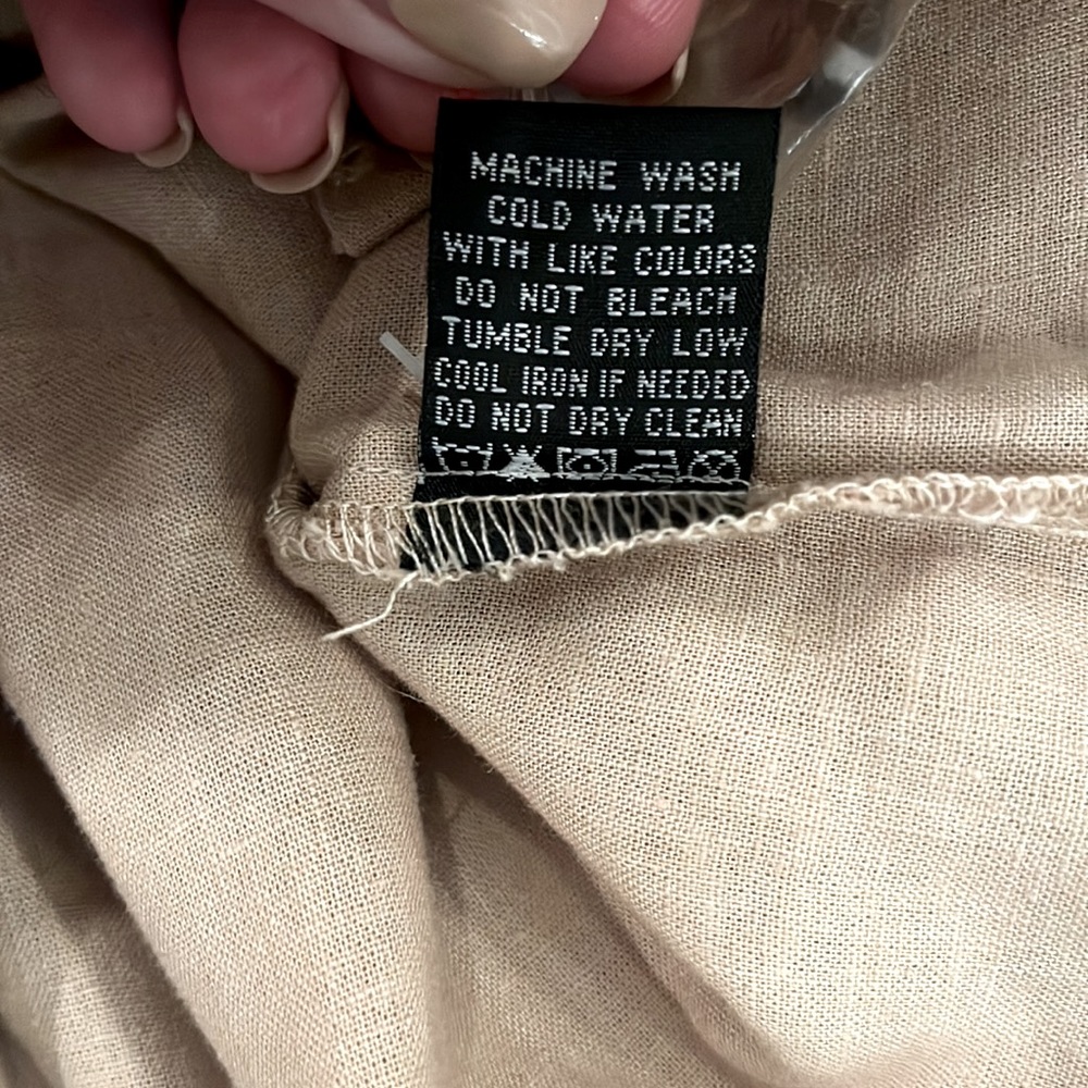 Velvet Heart tan linen button up blouse - Picture 15 of 15